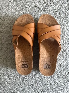 Reef Women's Crossover Slide Sandals in Caramel